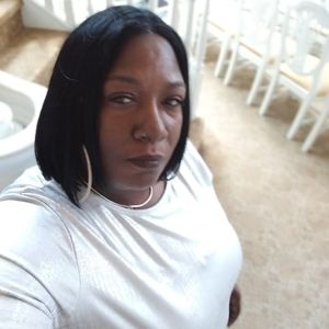 Meet your Posher, Felicia